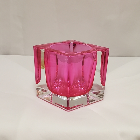 Cubed Submerged Pink Candle Holder - Picture 4 of 8